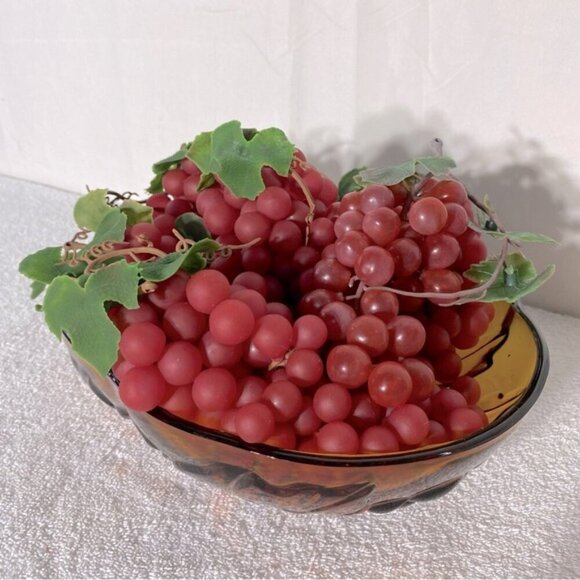 Vintage Rubber/Vinyl Decorative Red Grape Clusters x7 - Picture 10 of 10